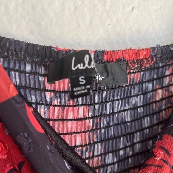 Truly Charming Black & Red Floral Puff Sleeve Cutout Midi Dress S NWOT - Picture 7 of 11